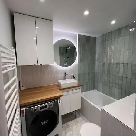 T2 - - Proche Paris - 4pax *